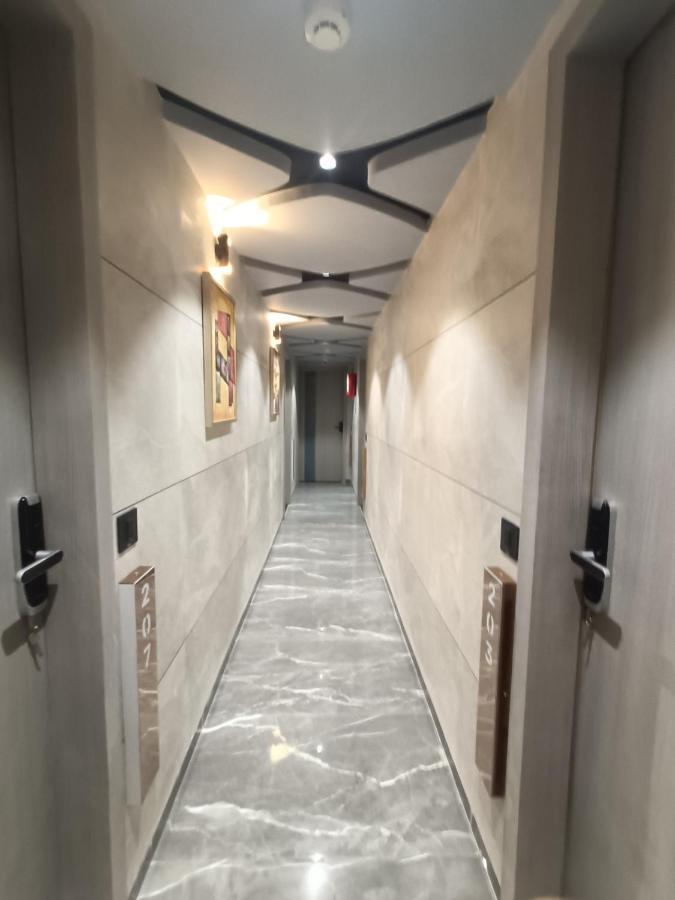 Hotel Asiana Sky Motera Ahmadábád Kültér fotó